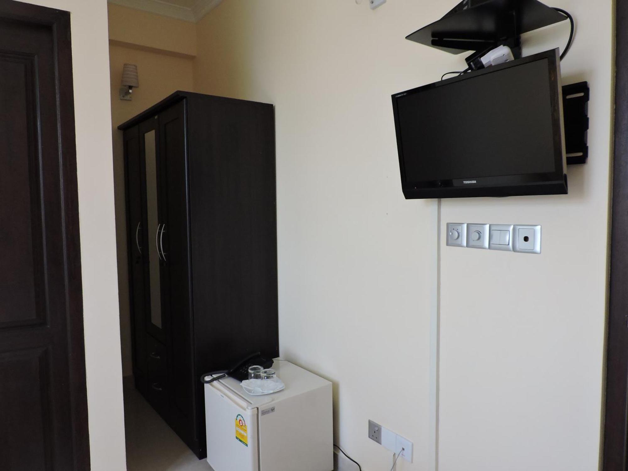 Beach Palace Hulhumale Room photo