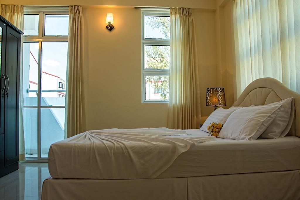 Beach Palace Hulhumale Exterior photo